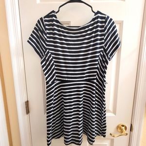 Motherhood Large Maternity Shirt